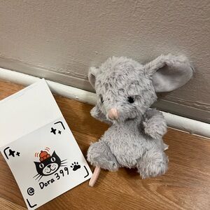 Jellycat authorities Yummy Mouse Plush NWT